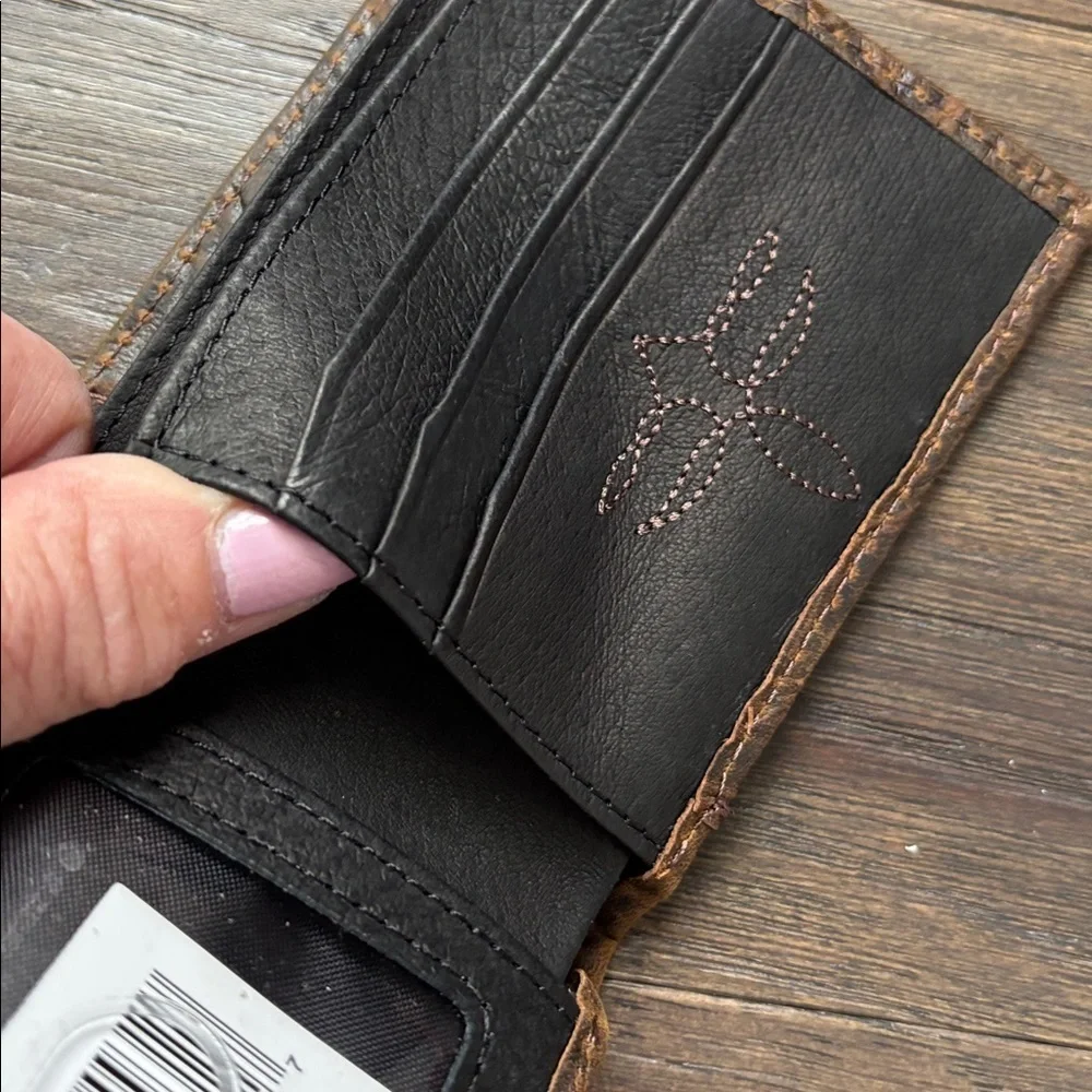Justin Bi-fold Horse Hair braid on textured genuine leather,RFID,3 card,2 bill